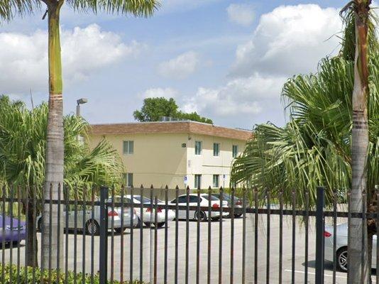 Garden Vista Apartments in Miami Gardens, FL offering one, two and three bedroom apartments for rent in Miami Gardens.