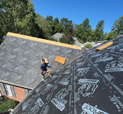 We don't cut corners and only install upgraded synthetic felt on every roof.