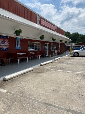 Red Gingham Country Store