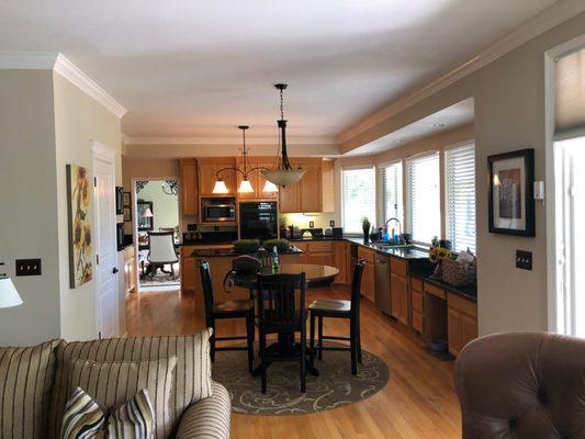 Our third project for these folks. Master bath, guest bath and now the kitchen. This is the old. You won't believe the new!