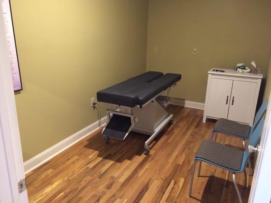 Chiropractic treatment room