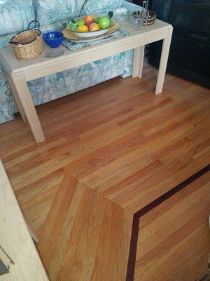 Custom Hardwood Floors and Refinishing