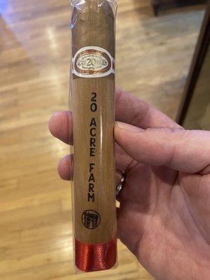 A 20-Acre Farm cigar for a 20-year anniversary.