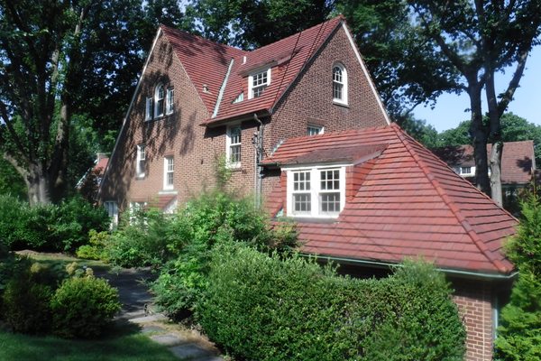 1920 Home in Forest Hills