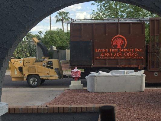 People don't care that you're not suppose to block the driveway of the neighbors house you're working on. Watched both walk past it.