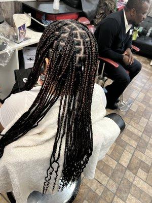 S/m knotless braids