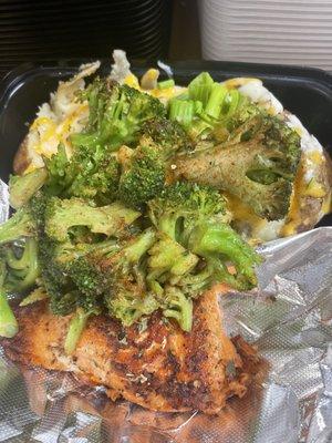 Broccoli and Cajun Salmon