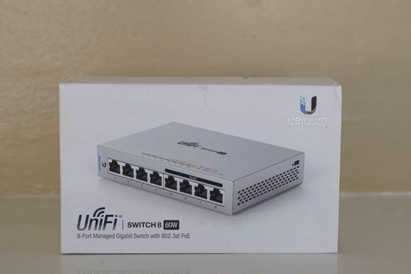 UniFi 8-port 60-watt PoE