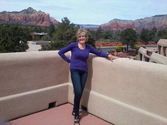 Susie Reiki Master Teacher, i am in Sedona, Ariz. a very Spiritual and Beautiful place.