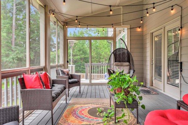 Comfy screened in porch