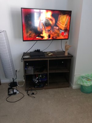 Tv mounting