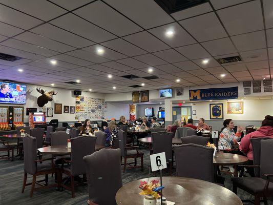 Tonight was Prime Rib night. This is the dining area