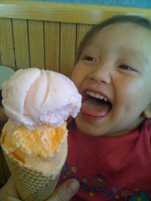 Twilli LOVES Braum's ice cream!