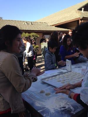 Making mochi