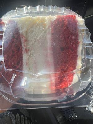 Red velvet cheesecake