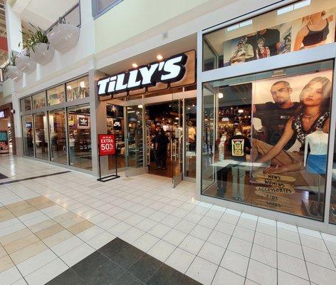 Tillys