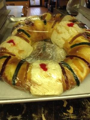 Rosca de Reyes. Get yours for January 6!