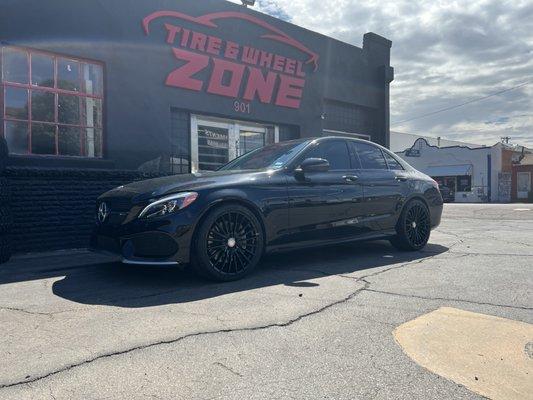 20" Mercedes Style GlossBlack