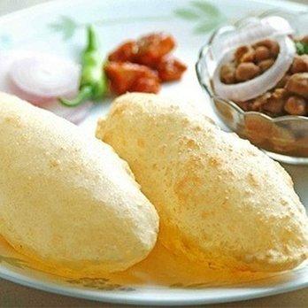 Cholle Bhatura