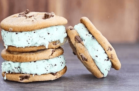 Papaw's Kookies & Kream-We make our Ice Cream Sandwiches