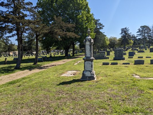 Evergreen Cemetery, Paris