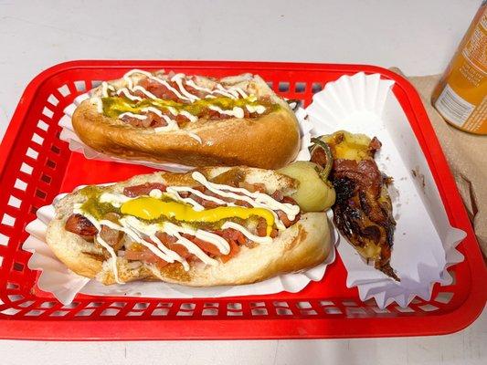 El Pariente Hot Dog