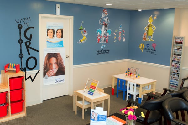 kids area, kids center, reception, waiting room