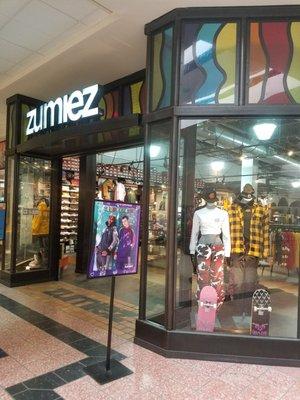 Zumiez? Zu yous!