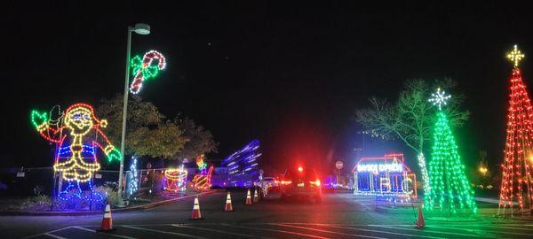 Christmas Lights Drive-Thru 2022