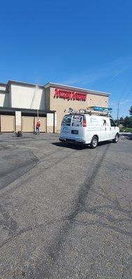 Krispy Kreeme exterior pressure washing