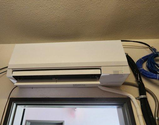 1 ton Ductless Mitsubishi mini split