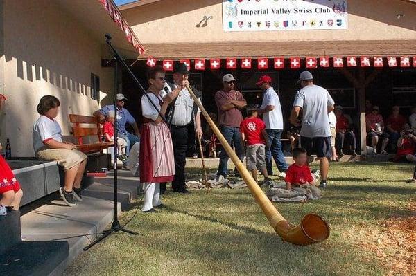 Alphorn and Swiss Yodeling