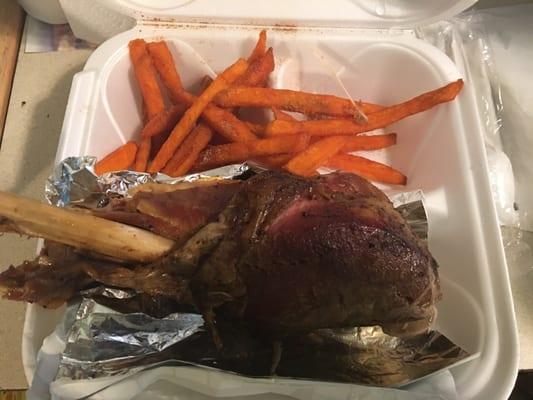 Turkey Leg w/ Sweet Potato Fries