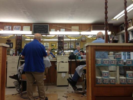 The best barbers in Trumbull