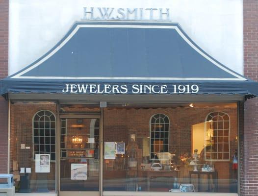 H.W. Smith is located in historic Downtown Statesboro on South Main Street across from the Statesboro Court House.