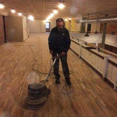 Refinishing oak floors