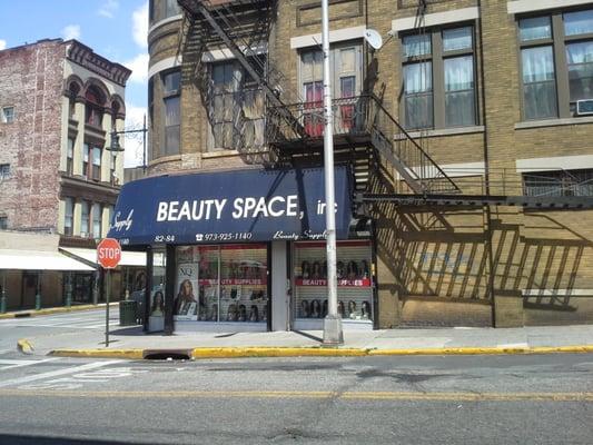 Beauty space is located on 82 84 Broadway Paterson New Jersey new number is 973 925 2230