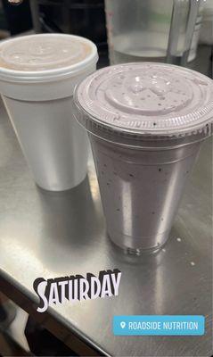 Tea and blueberry shake combo