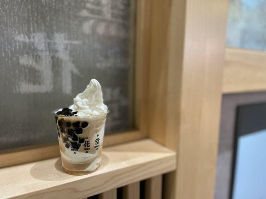 Milk tea bubble ice cream