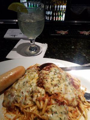 Grilled chicken parmigiana with breadstick