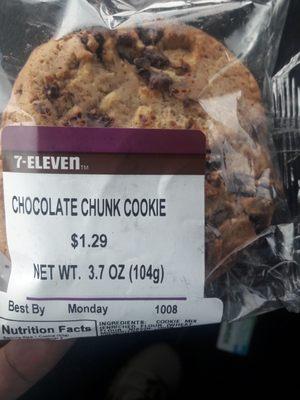 7-11 has good cookies