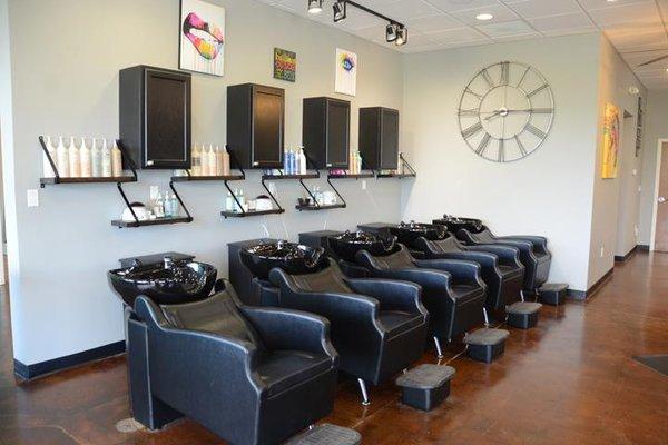 Bouffant Salon