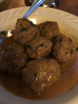 Veal meatball in brown sauce