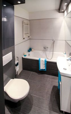 Bathroom, cleaned and towels folded nicely.