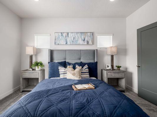 Bedroom with carpet flooring