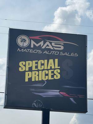 SPECIAL PRICES AT MATEOS AUTO SALES