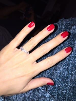 Love a perfect red mani.