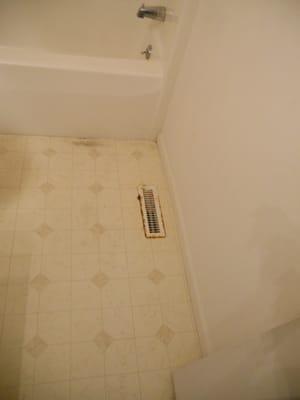 Vent floor in up stairs bathroom.