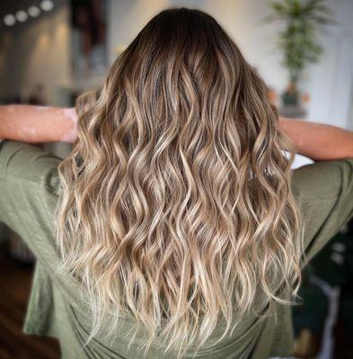 Vanilla-Champagne Balayage