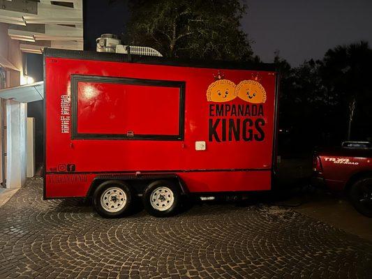 Fit perfect into the driveway - pre-setup.  Look for this mobile kitchen all over the Northwest Florida Emerald Coast..